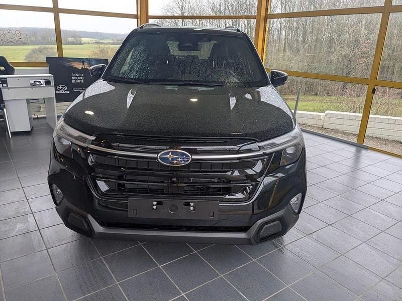 Neu Subaru Forester Platinum 136 PS (100 kW) 2025 Schwarz SUV