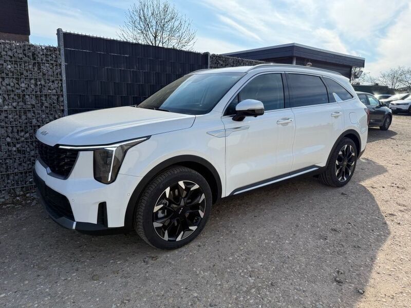 Weiß Neu 2025 Kia Sorento 3 SUV | 55.700 € (Superpreis) - Bild 1/4