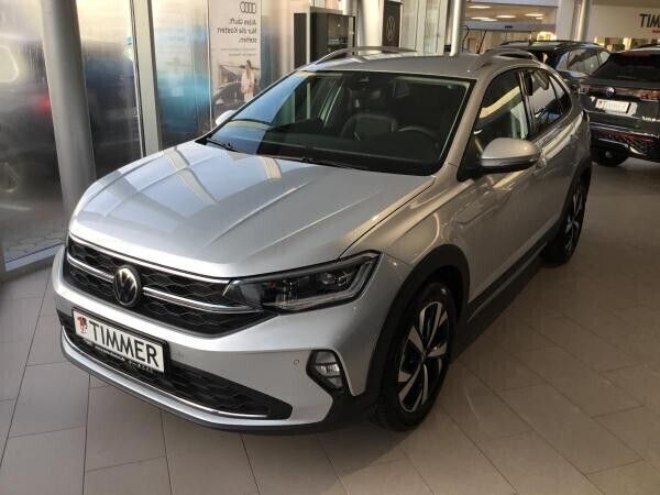 Silber (reflexsilber metallic) Gebraucht 2024 VW Taigo Style SUV | 32.950 € (Teuer) - Bild 1/4