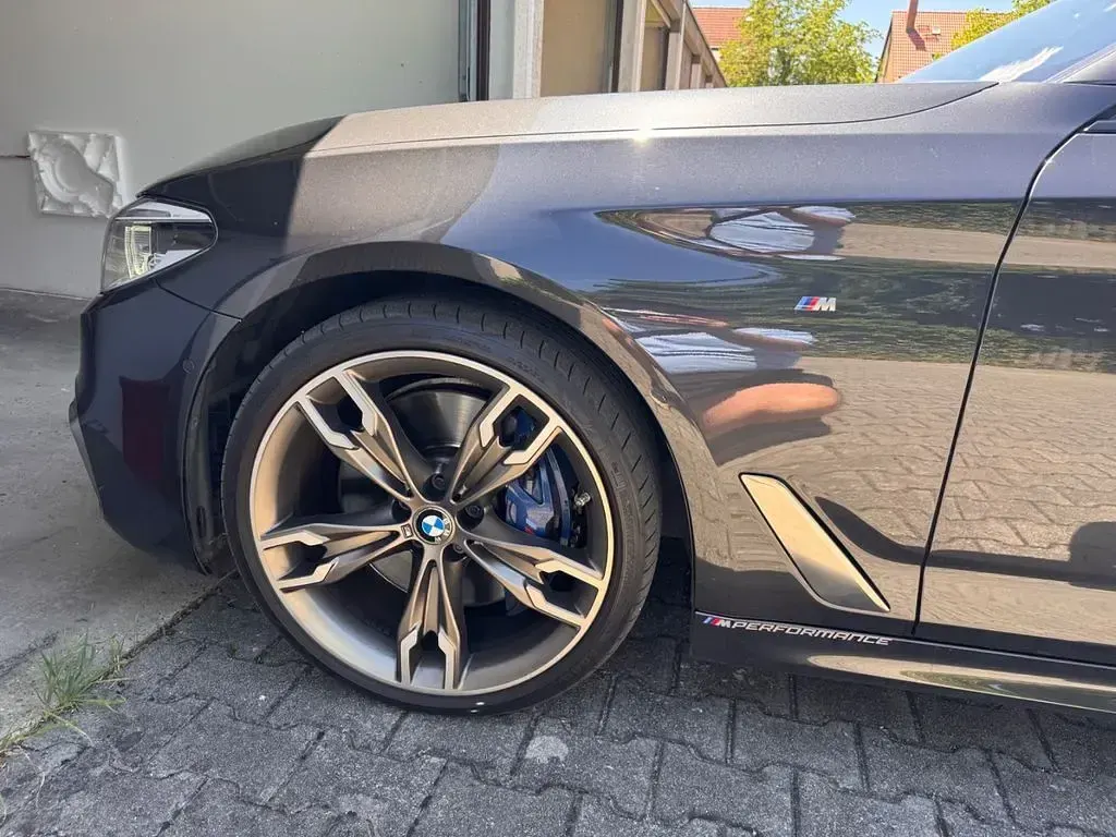 Gebraucht BMW M550 M Sport 400 PS (294 kW) 2018 Grau Kombi
