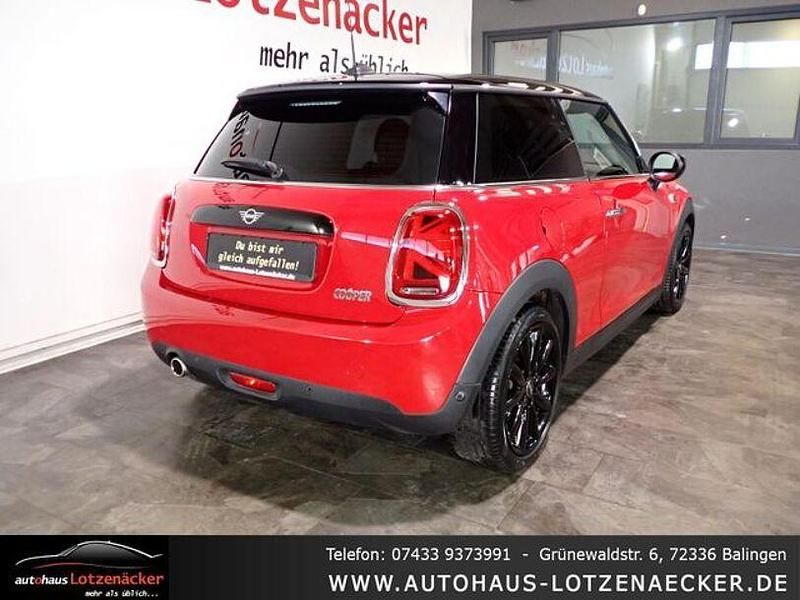 Gebraucht Mini Cooper 136 PS (100 kW) 2020 Rot Kleinwagen