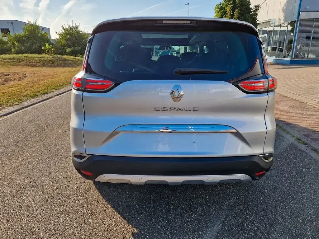 Gebraucht Renault Espace Initiale Paris 160 PS (117 kW) 2016 Silber Van / Kleinbus