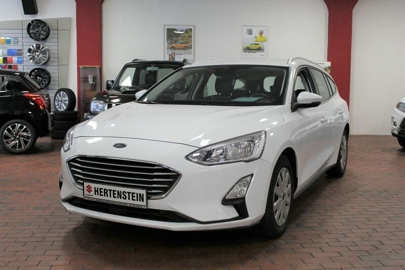 Gebraucht Ford Focus Cool & Connect 125 PS (91 kW) 2019 Frost weiß Kombi