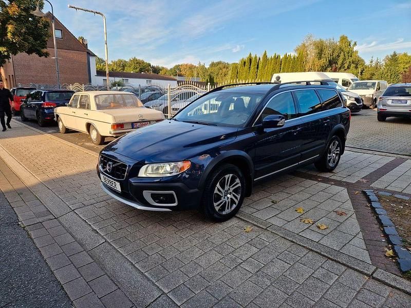 Andere Gebraucht 2012 Volvo XC70 Pro Limousine | 12.490 € (Fairer Preis) - Bild 1/4