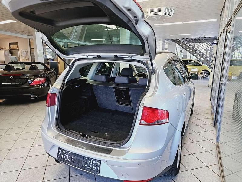 Gebraucht Seat Altea XL 105 PS (77 kW) 2014 Silbermet. Van / Kleinbus