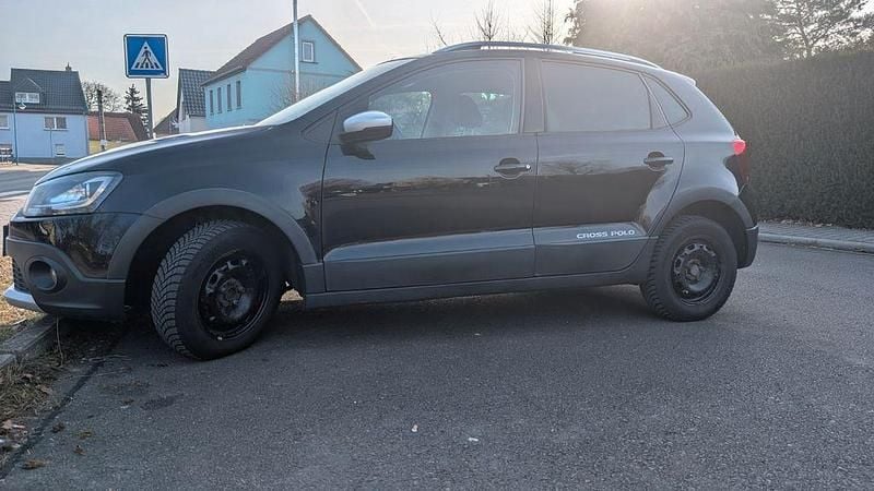 Gebraucht VW Polo Cross 105 PS (77 kW) 2012 Schwarz Kleinwagen