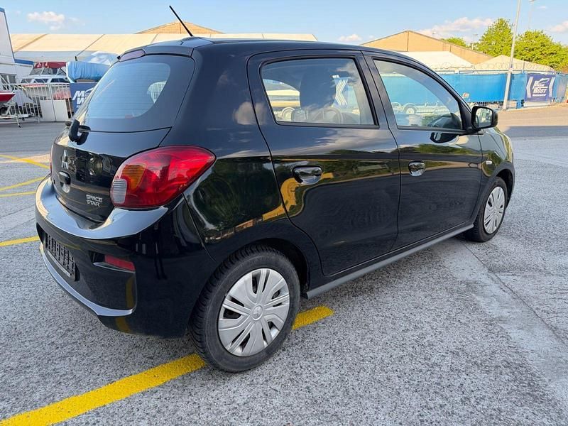 Second-hand Mitsubishi Space Star Active 71 CP (52 kW) 2020 Negru Hatchback
