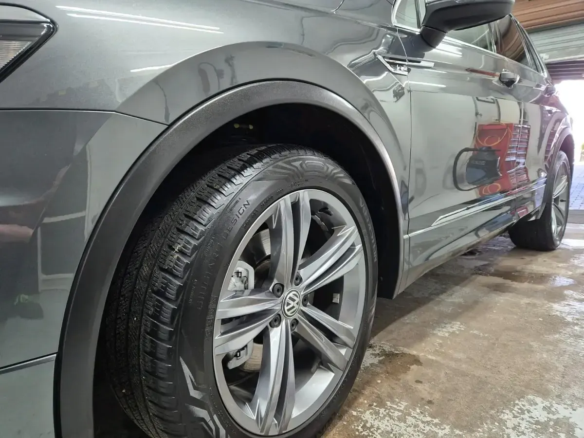 Gebraucht VW Tiguan R-line 190 PS (139 kW) 2018 Andere farben SUV