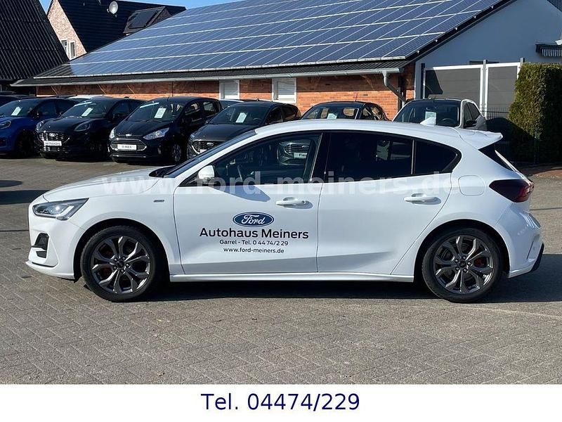 Usata Ford Focus ST-Line 125 CV (91 kW) 2023 Bianco Berlina