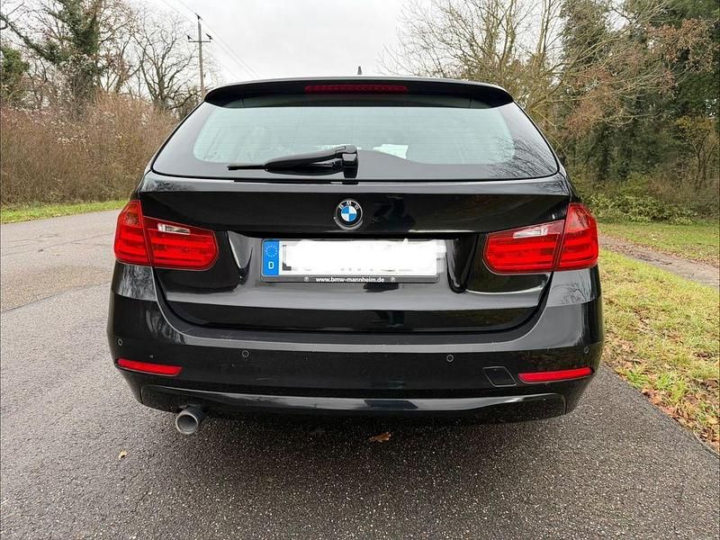 Gebraucht BMW 320 Performance 184 PS (135 kW) 2014 Schwarz Kombi