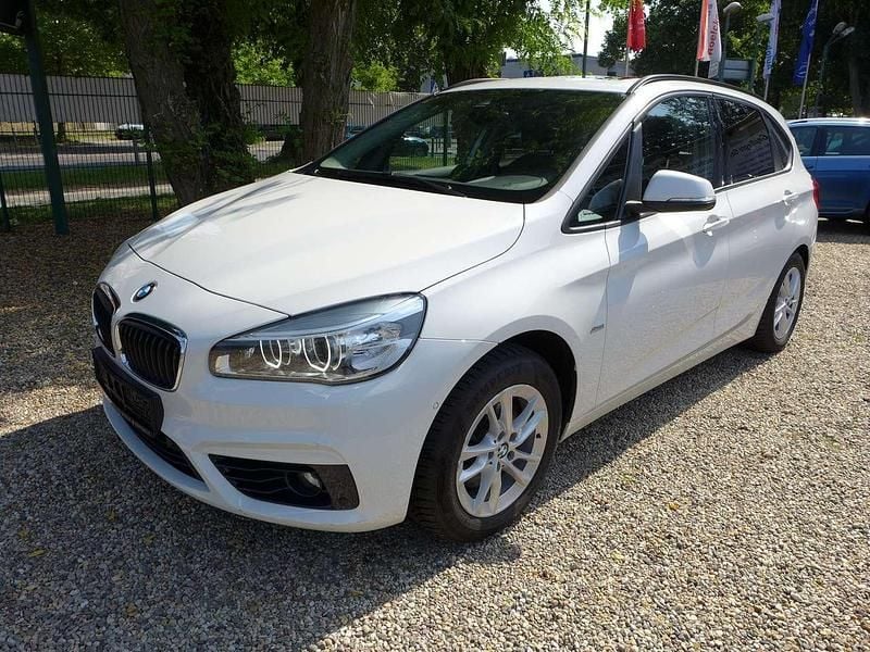 Gebraucht BMW 220 Sport Line 190 PS (139 kW) 2017 Weiß Kombi