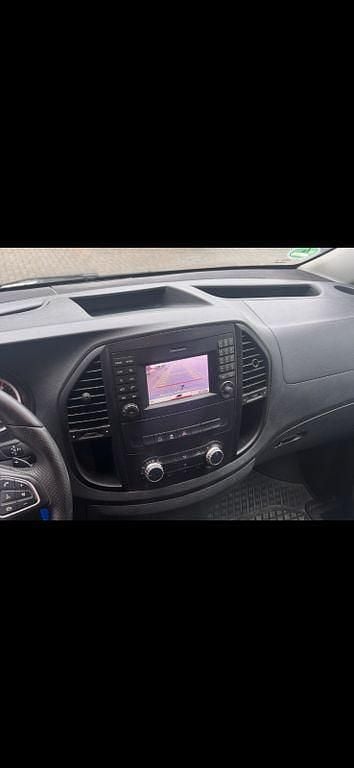 Usado Mercedes Vito 163 HP (119 kW) 2017 Branco Van