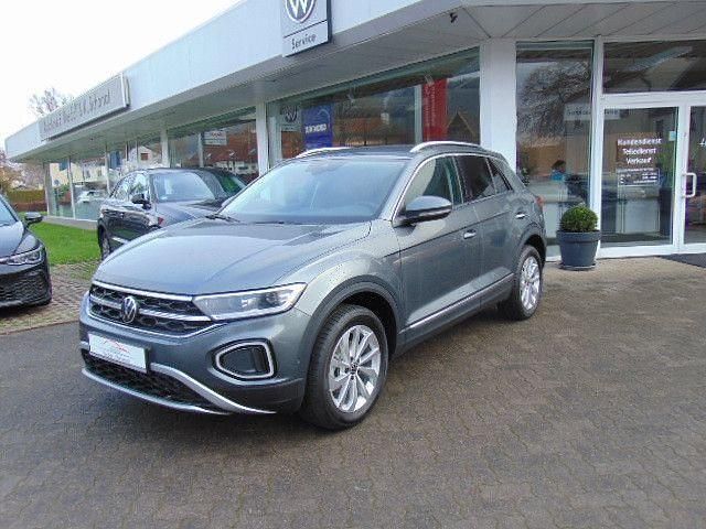 Neu VW T-Roc Style 150 PS (110 kW) 2025 Grau SUV