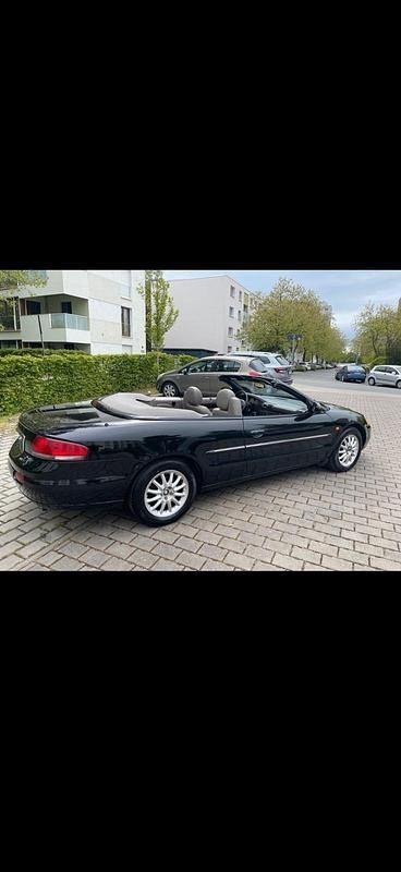 Gebraucht Chrysler Sebring Cabriolet 141 PS (103 kW) 2002 Schwarz Cabrio