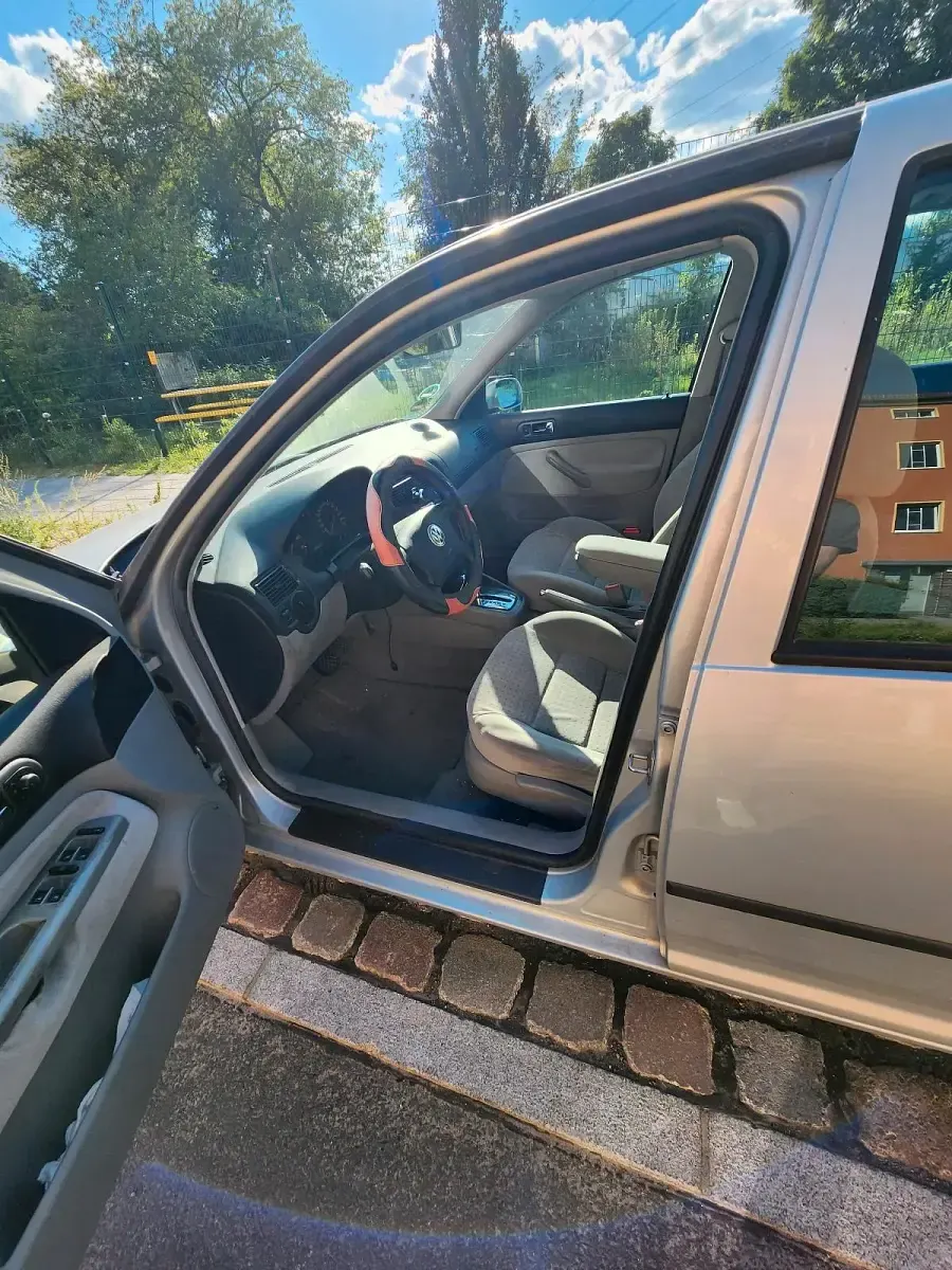 Gebraucht VW Golf IV Basis 102 PS (75 kW) 2000 Silber Limousine