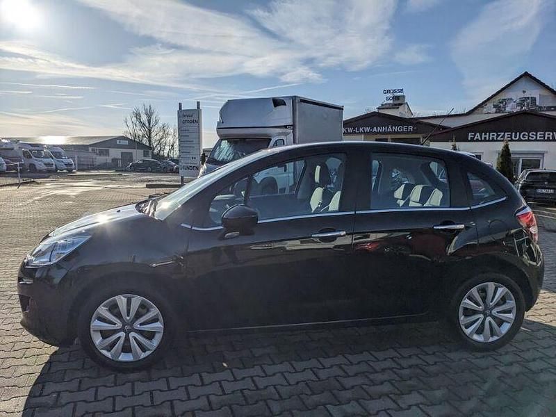 Ktv lackierung schwarz perla nera (metallic) Gebraucht 2015 Citroën C3 Attraction Kleinwagen | 6.450 € (Etwas zu teuer) - Bild 1/3