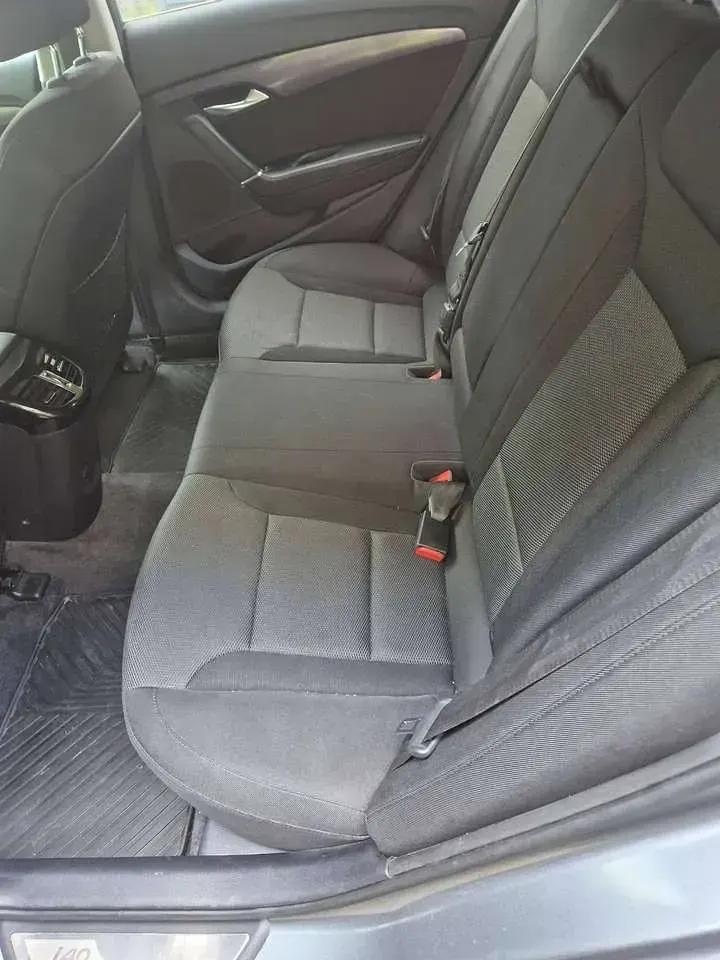 Gebraucht Hyundai i40 Premium 177 PS (130 kW) 2018 Grau Kombi
