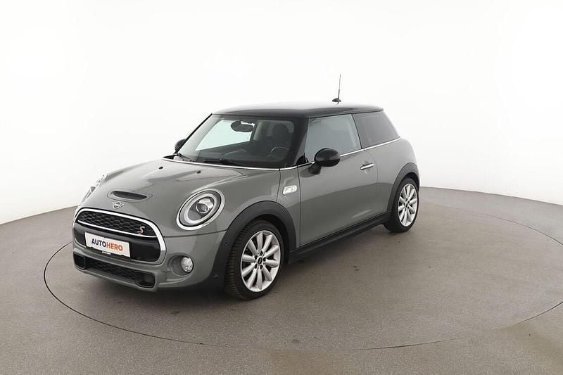 Grau Gebraucht 2018 Mini Cooper SD Kleinwagen | 17.790 € (Fairer Preis) - Bild 1/3