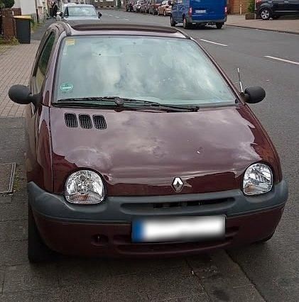 Second-hand Renault Twingo 58 CP (42 kW) 2002 Andere farben Hatchback
