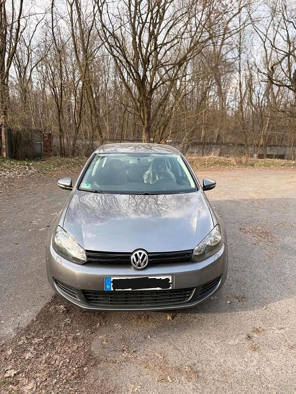 Gebraucht VW Golf VII 86 PS (63 kW) 2012 Grau Limousine