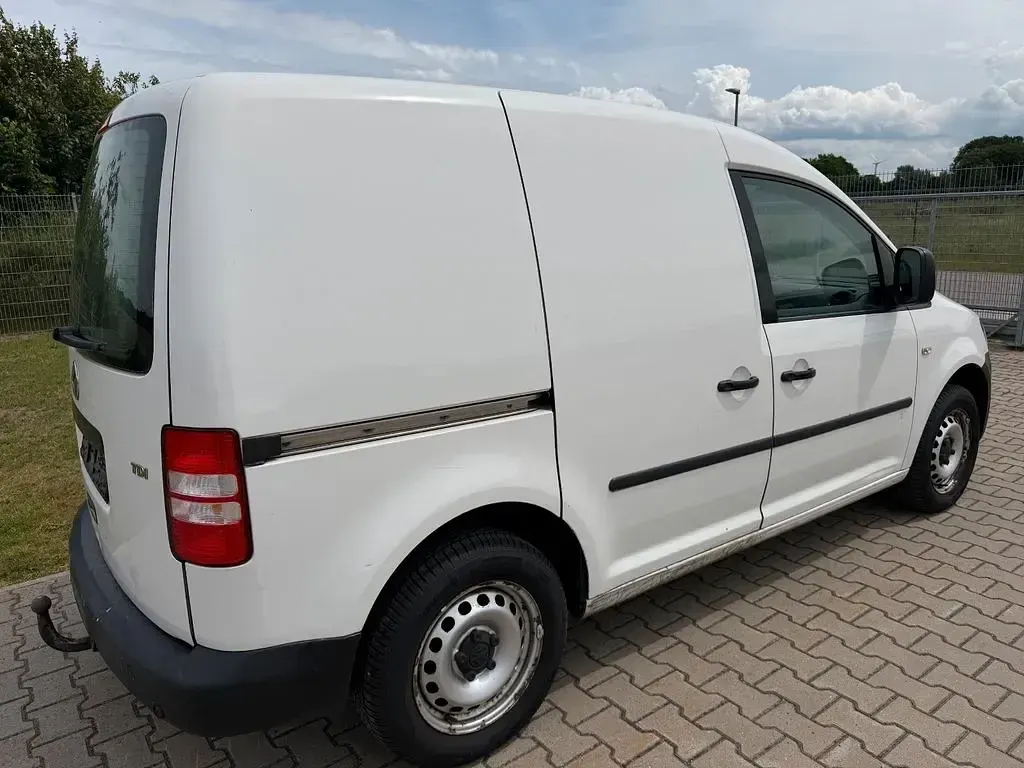Gebraucht VW Caddy 75 PS (55 kW) 2012 Weiß Van / Kleinbus