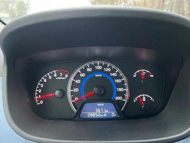 Gebraucht Hyundai i10 Edition 87 PS (63 kW) 2014 Blau Kleinwagen