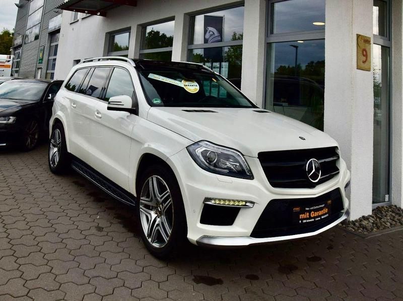 Weiß Gebraucht 2013 Mercedes GL63 AMG AMG SUV | 38.900 € (Fairer Preis) - Bild 1/4
