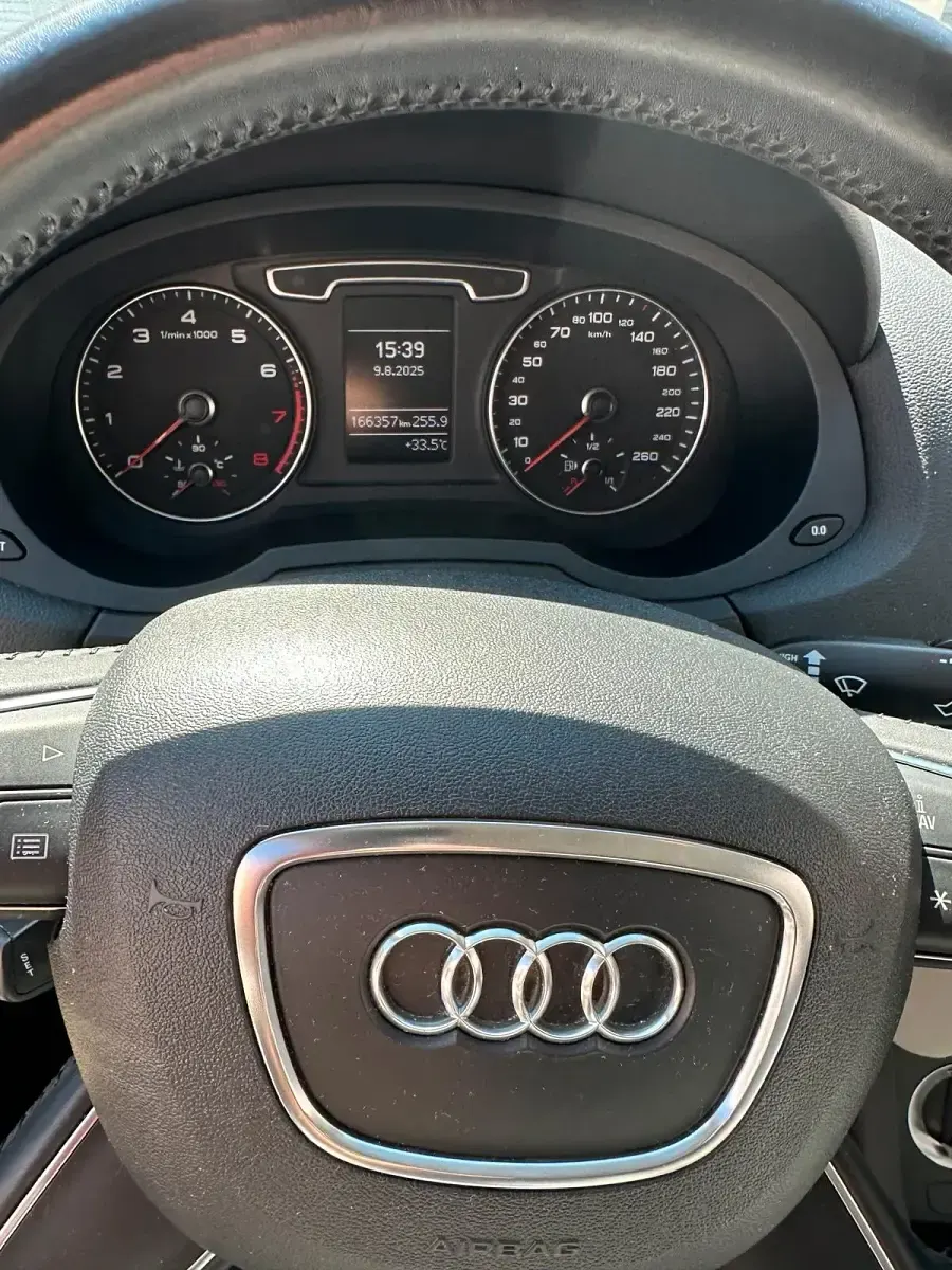 Gebraucht Audi Q3 S-Line 170 PS (125 kW) 2012 Schwarz SUV