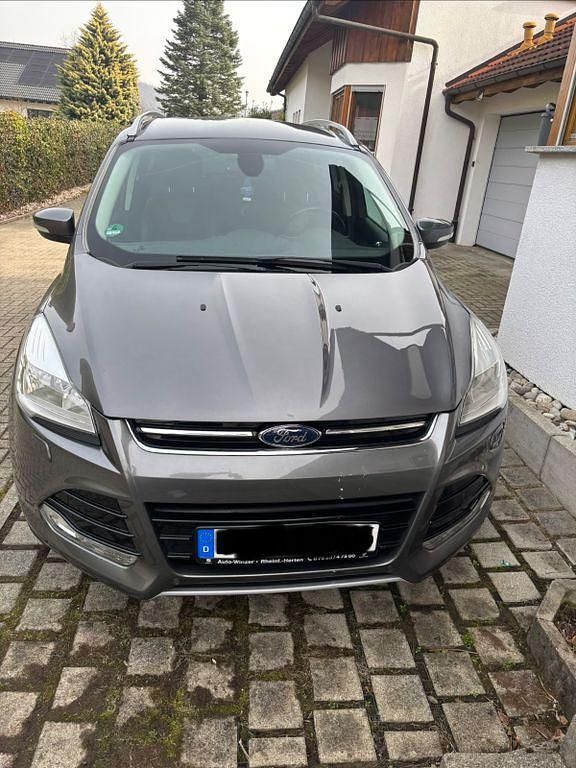 Gebraucht Ford Kuga Titanium 163 PS (119 kW) 2014 Grau SUV