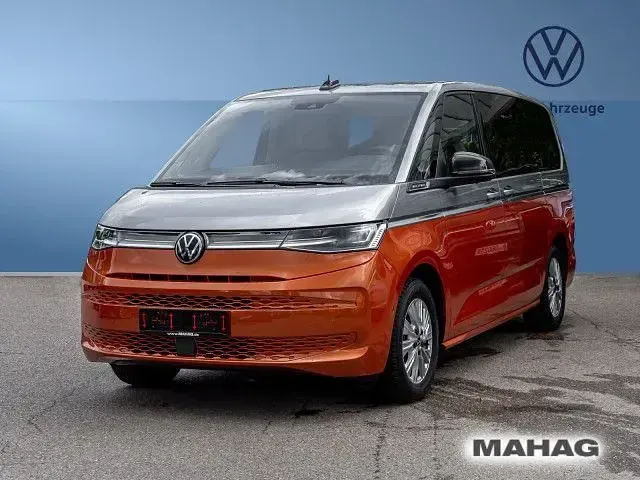 Gebraucht VW Multivan Style 177 PS (130 kW) 2025 Silber Van / Kleinbus