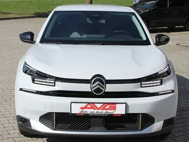 Gebraucht Citroën C4 X 131 PS (96 kW) 2025 Okenitweiss SUV