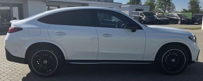 Gebraucht Mercedes GLC220 194 PS (142 kW) 2024 Weiß Coupé