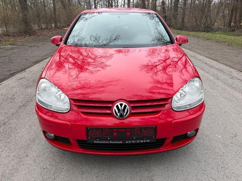 Gebraucht VW Golf V Trendline 80 PS (58 kW) 2009 Rot Kombi