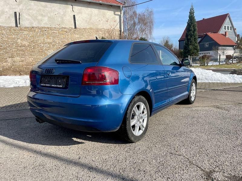 Gebraucht Audi A3 Sport 105 PS (77 kW) 2009 Blau Kleinwagen