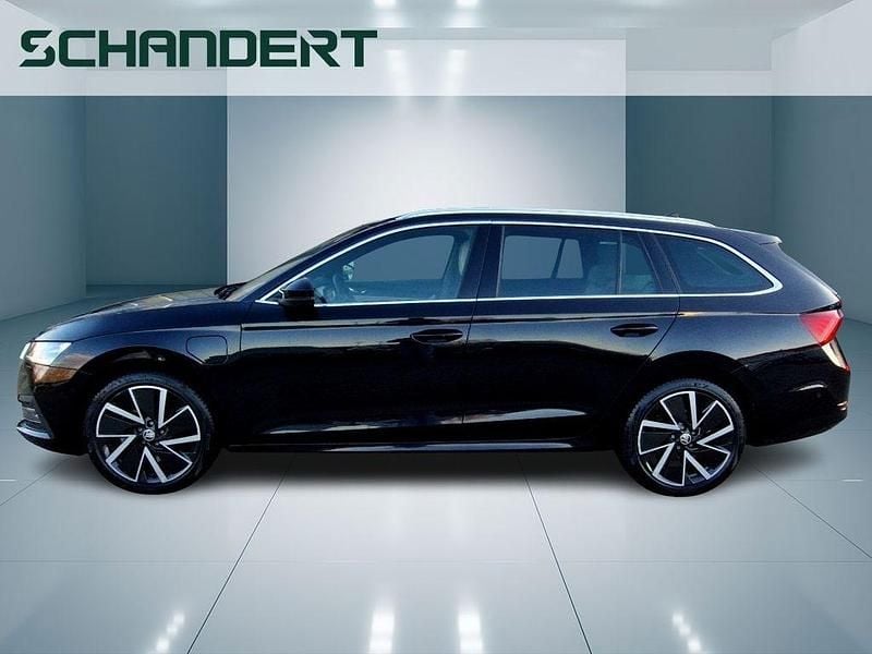 Gebraucht Skoda Octavia Style 204 PS (150 kW) 2021 Schwarzmagic perleffekt Kombi