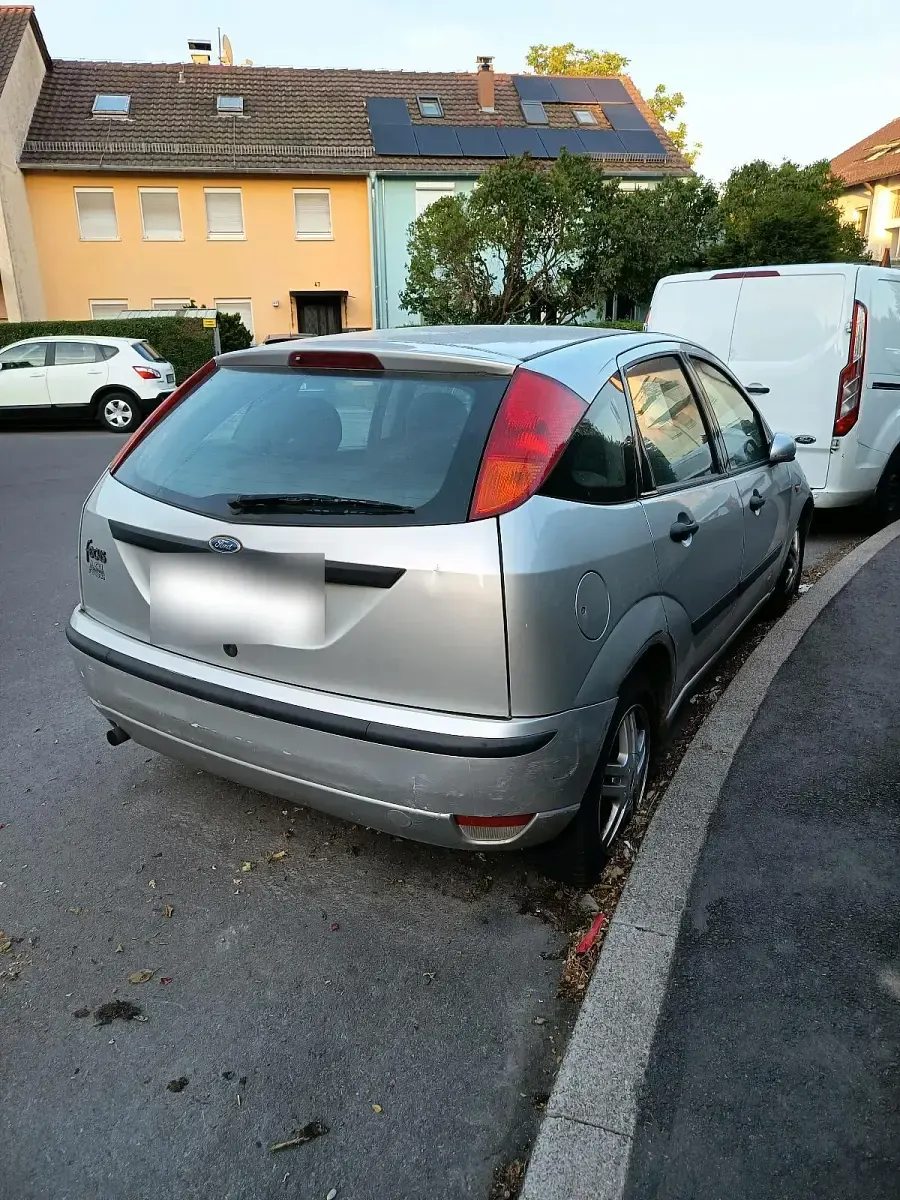 Gebraucht Ford Focus 75 PS (55 kW) 2004 Kleinwagen