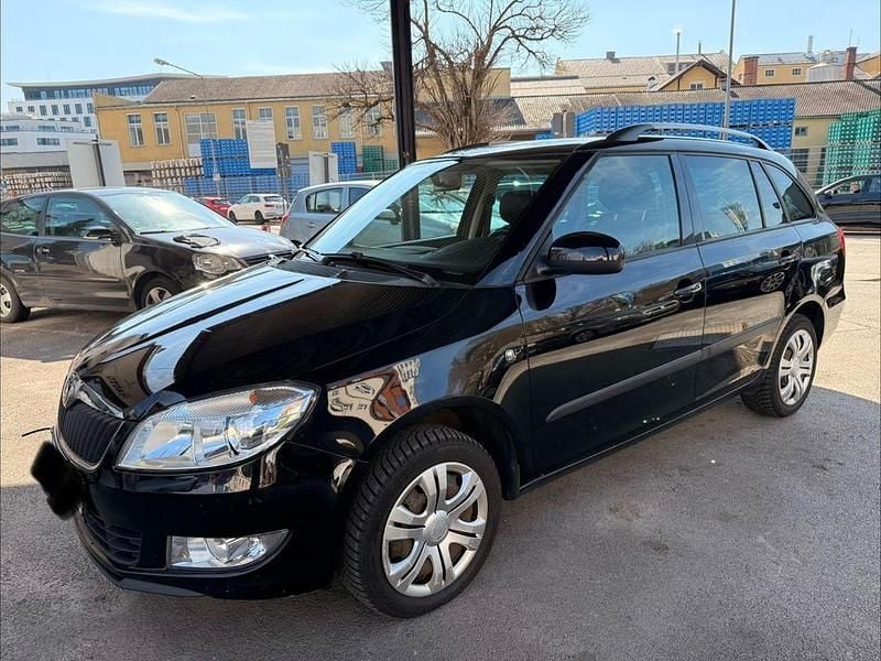 Gebraucht Skoda Fabia Elegance 105 PS (77 kW) 2012 Schwarz Kombi