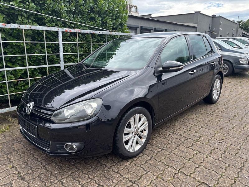 Schwarz Gebraucht 2011 VW Golf VI Style Kleinwagen | 4.600 € (Guter Preis) - Bild 1/4