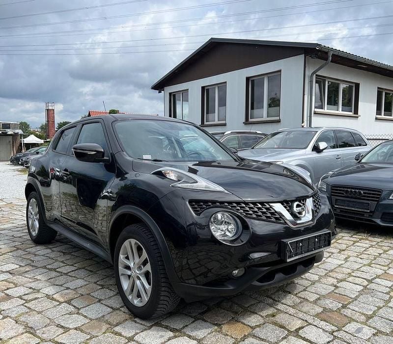 Schwarz Gebraucht 2015 Nissan Juke Acenta SUV | 9.999 € (Fairer Preis) - Bild 1/4