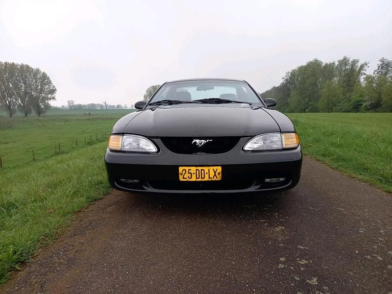 Gebraucht Ford Mustang GT 225 PS (165 kW) 1994 Schwarz Coupé