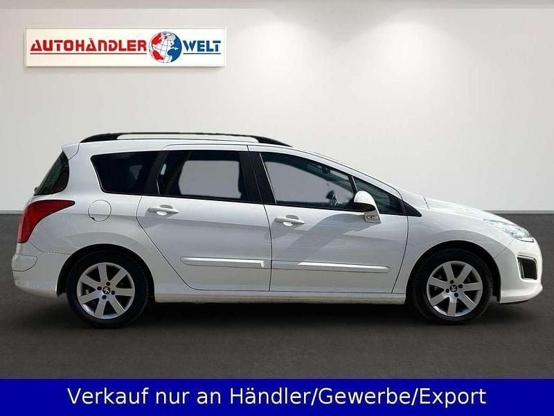 Gebraucht Peugeot 308 111 PS (81 kW) 2012 Weiß Kombi