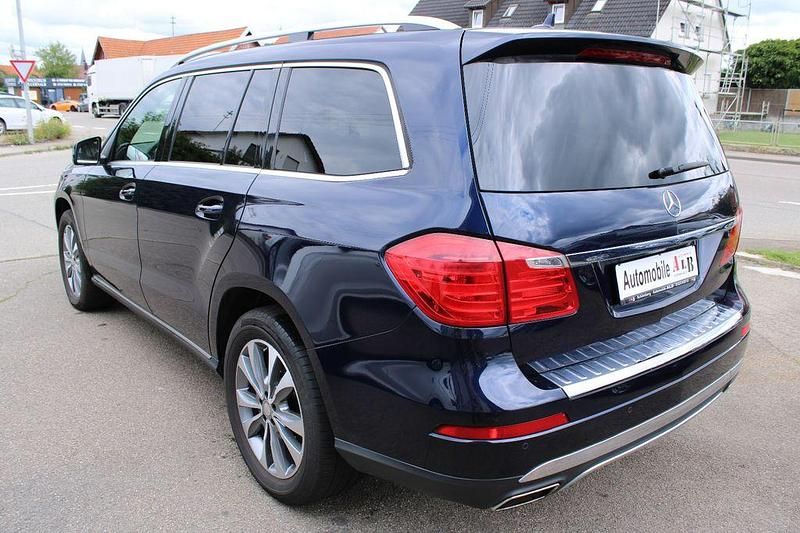 Gebraucht Mercedes GL400 333 PS (244 kW) 2015 Blau SUV