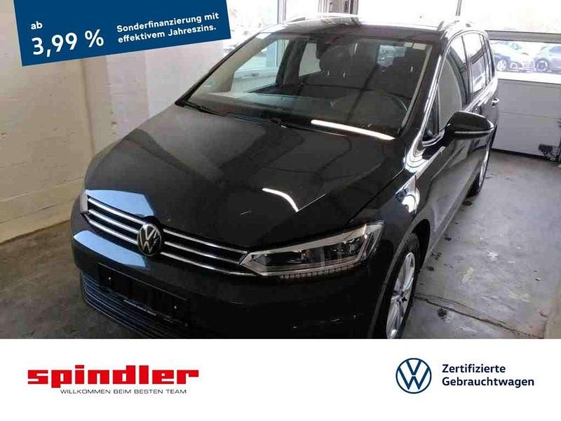 Uranograu Gebraucht 2024 VW Touran IQ Drive Van / Kleinbus | 34.980 € (Etwas zu teuer) - Bild 1/3