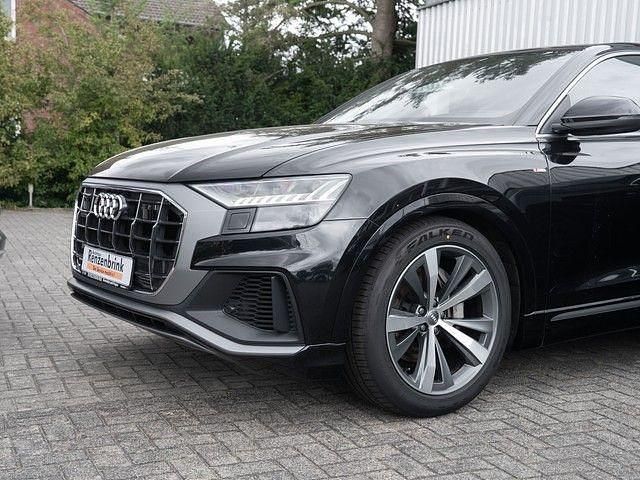 Gebraucht Audi Q8 Ambiente 286 PS (210 kW) 2020 Schwarz SUV