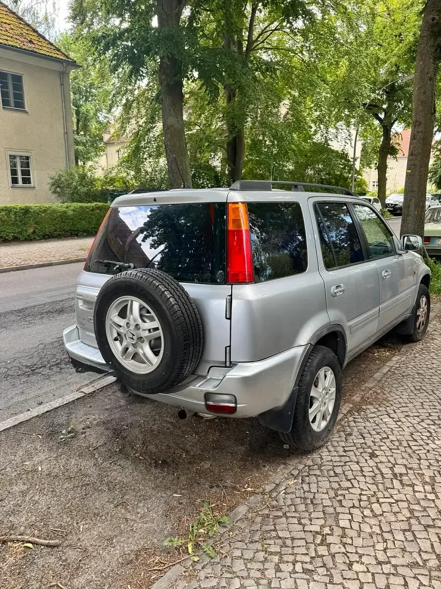 Gebraucht Honda CR-V 147 PS (108 kW) 2001 Silber SUV
