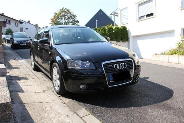 Schwarz metallic Gebraucht 2006 Audi A3 Sportback Kleinwagen | 7.000 € (Guter Preis) - Bild 1/4