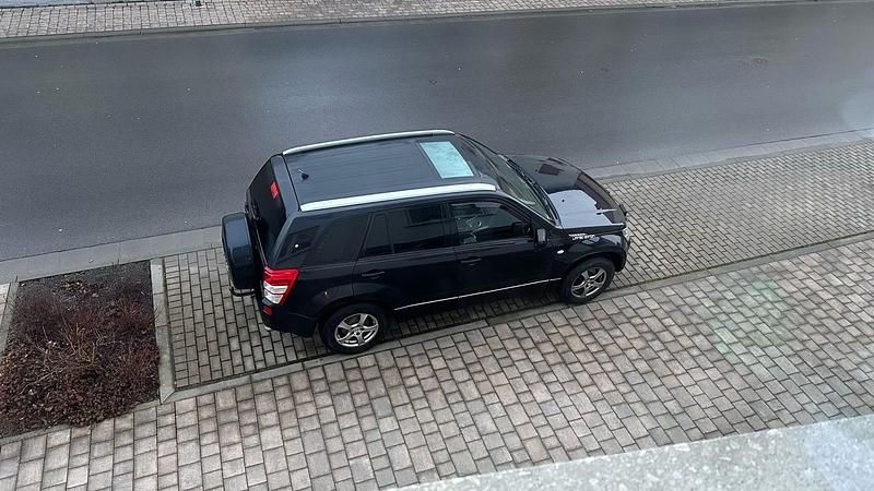 Schwarz Gebraucht 2008 Suzuki Grand Vitara SUV | 6.000 € (Fairer Preis) - Bild 1/3