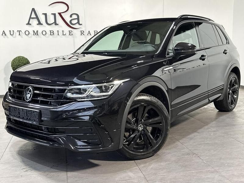 Deep black Gebraucht 2022 VW Tiguan R-line SUV | 33.749 € (Fairer Preis) - Bild 1/4