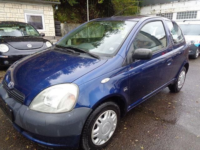 Blau Gebraucht 2000 Toyota Yaris Eco Kleinwagen | 1.990 € (Fairer Preis) - Bild 1/4