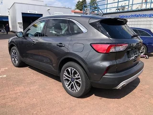 Grau Gebraucht 2022 Ford Kuga Titanium SUV | 25.490 € (Guter Preis) - Bild 1/4